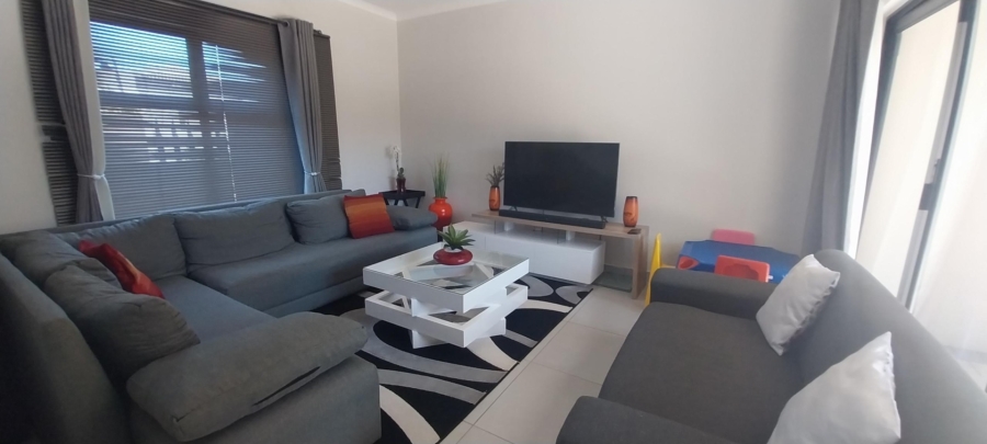 To Let 3 Bedroom Property for Rent in Parklands North Western Cape